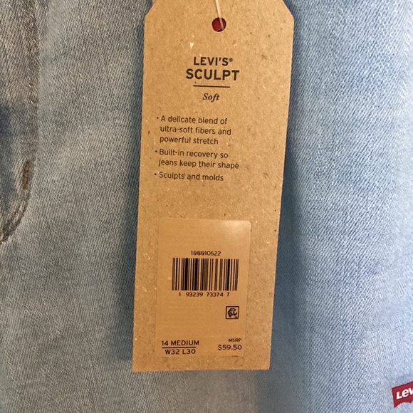 NWT Levi’s 711 Hypersoft Comfortable Ripped Jeans 32 MSRP $69.50 - Picture 6 of 10